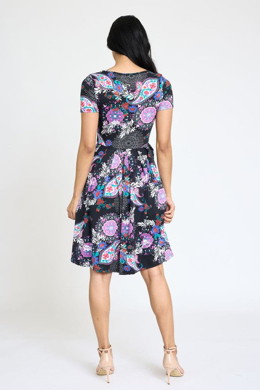 Medallion Short Sleeve Pleated Midi Dress