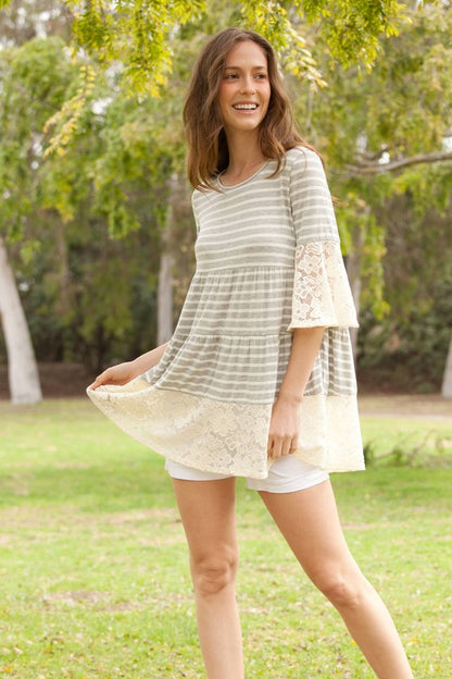 Lace Ruffle Sleeve Tiered Tunic