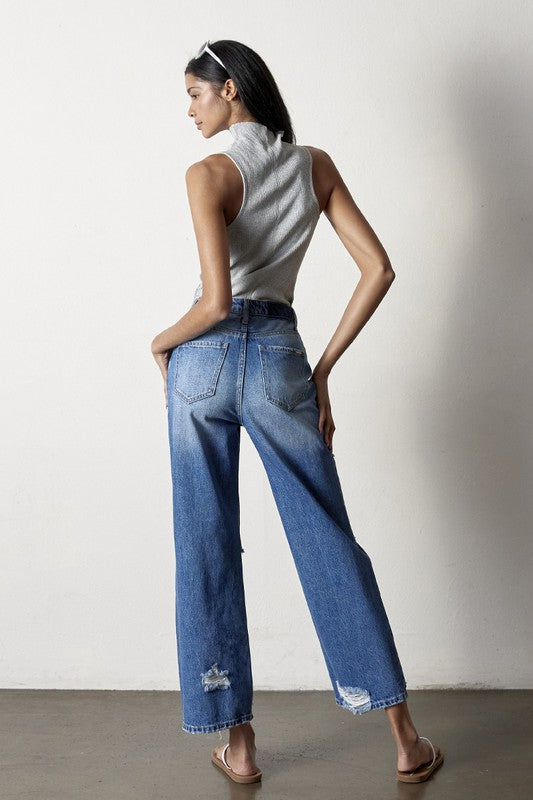 ESTRUCTED STRAIGHT JEANS