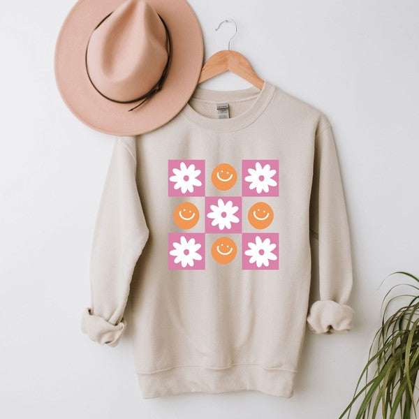 Retro Smiley Face Graphic Sweatshirt