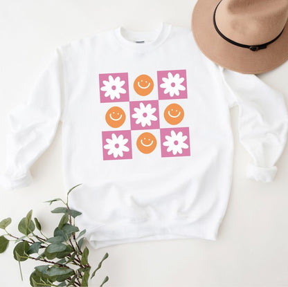 Retro Smiley Face Graphic Sweatshirt