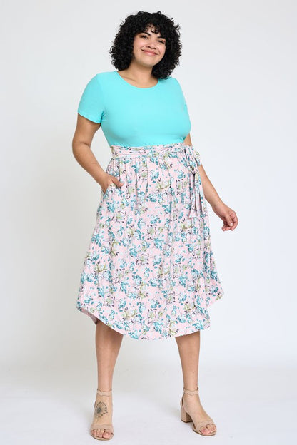 Plus Short Sleeve Floral Midi Dress