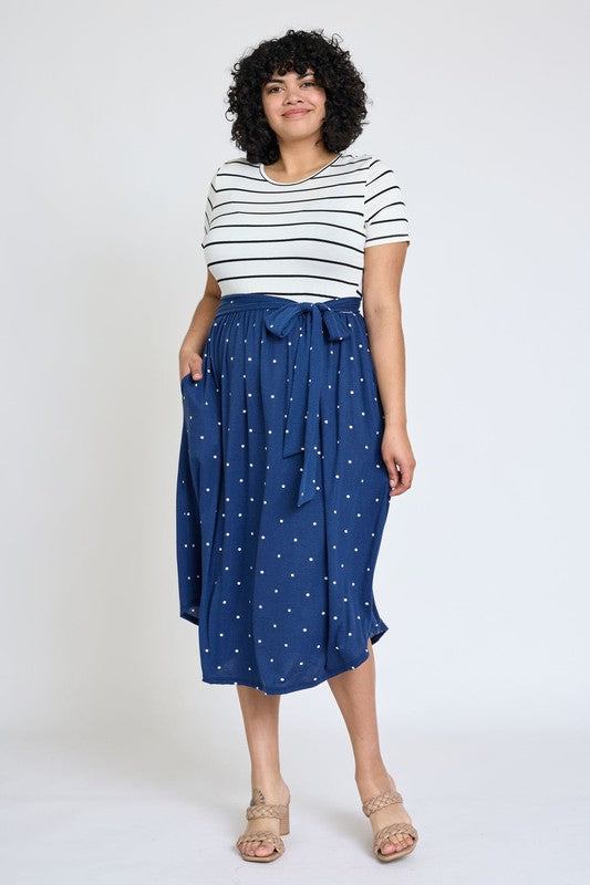 Plus Short Sleeve Sash Midi Dress