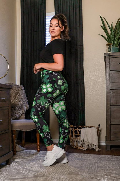 St Patricks Day Shamrock Leggings