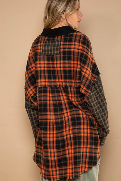 POL Plaid Contrast Long Sleeve Raw Hem Shacket with Chest Pockets