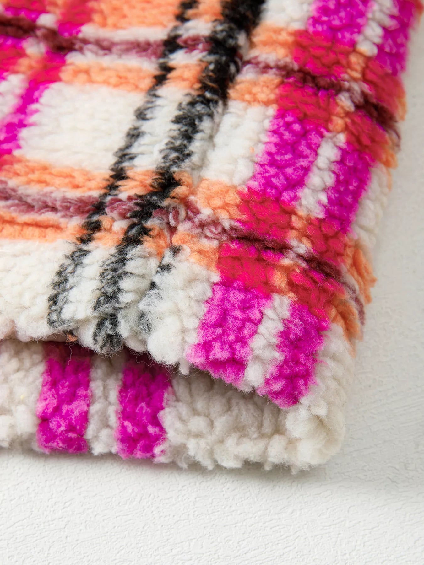 741b7aff274d454d8d118931862d25dd-Max-Origin