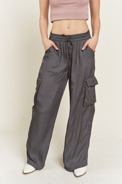 PLUS SIZE SATIN CARGO PANTS WITH DRAWSTRING