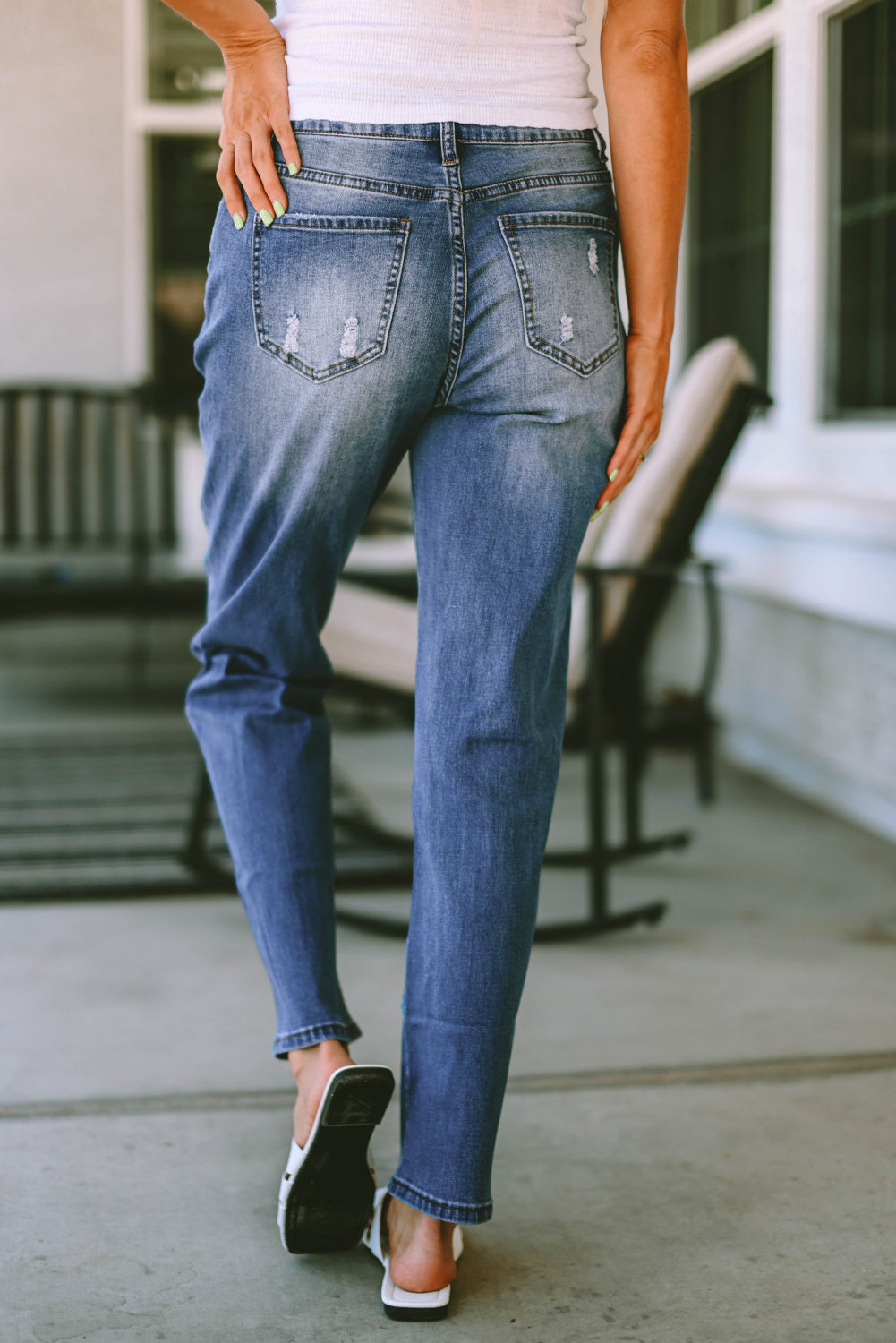 Flower Distressed Jeans with Pockets