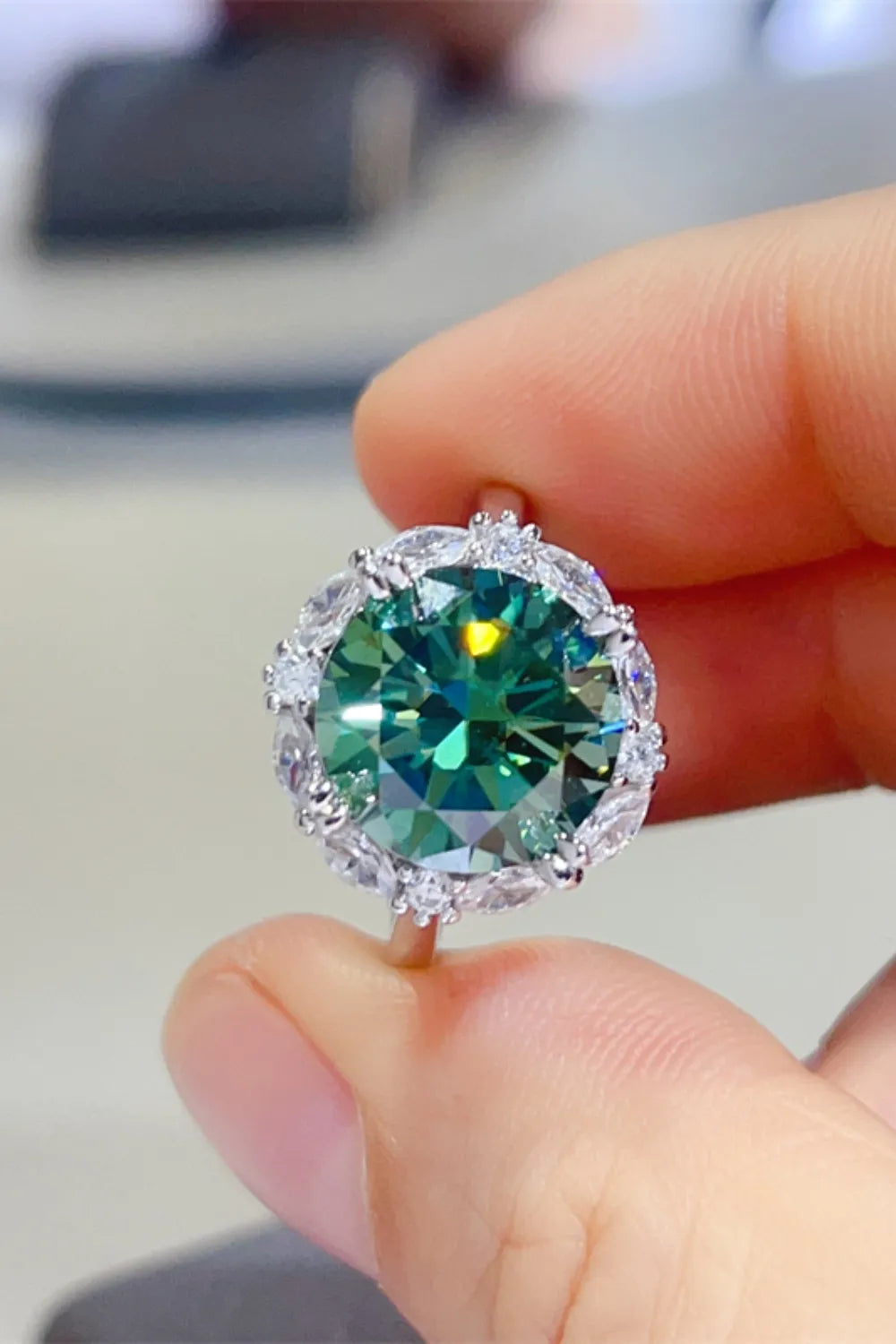 8e7aa96b-a367-436c-9ab0-690a1775e943-Max