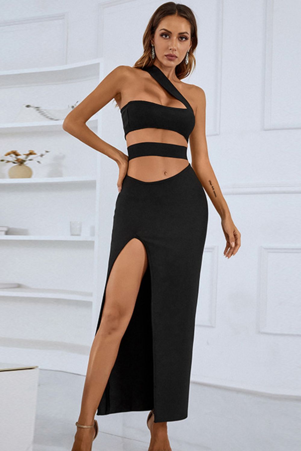 One-Shoulder Cutout Front Split Maxi Dress