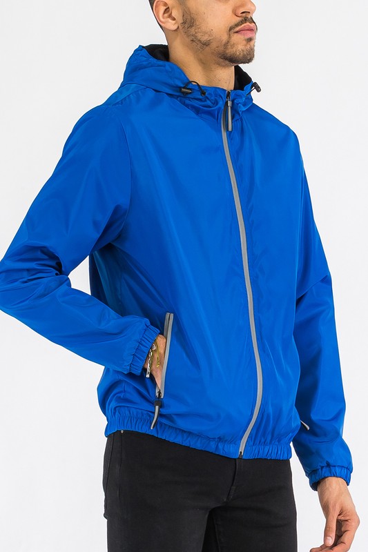 SOLID HOODED LIGHTWEIGHT WINDBREAKER JACKET