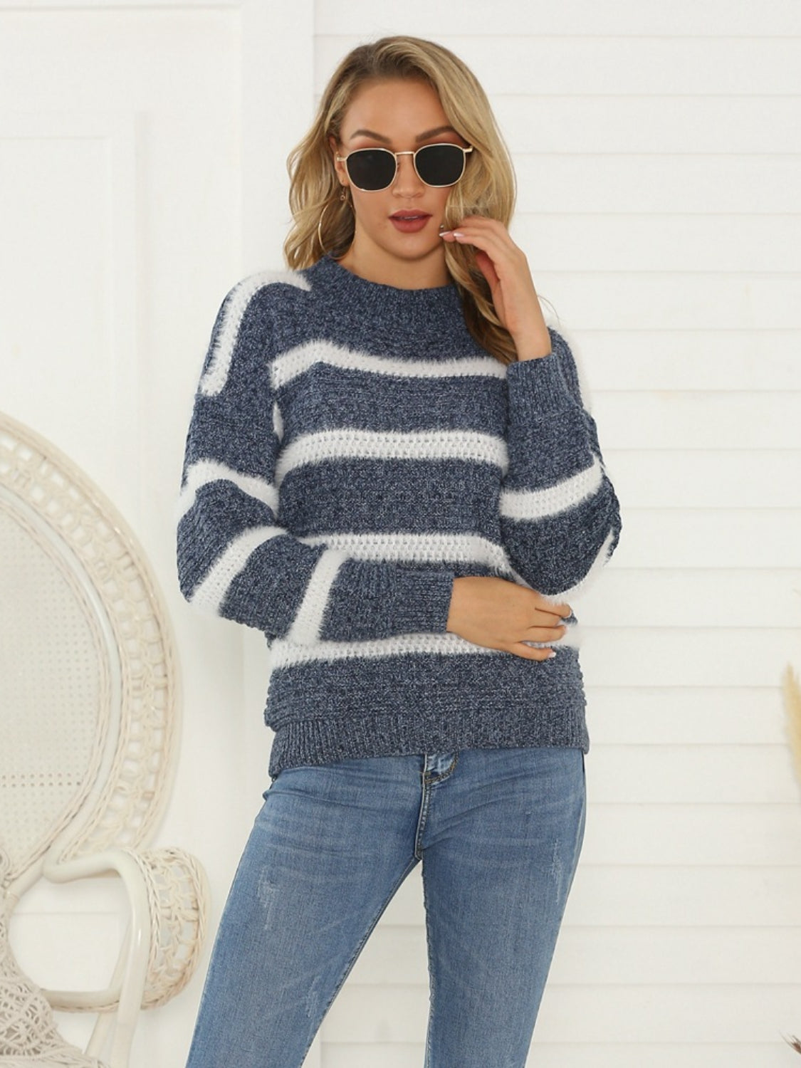 Shiny Striped Round Neck Long Sleeve Sweater