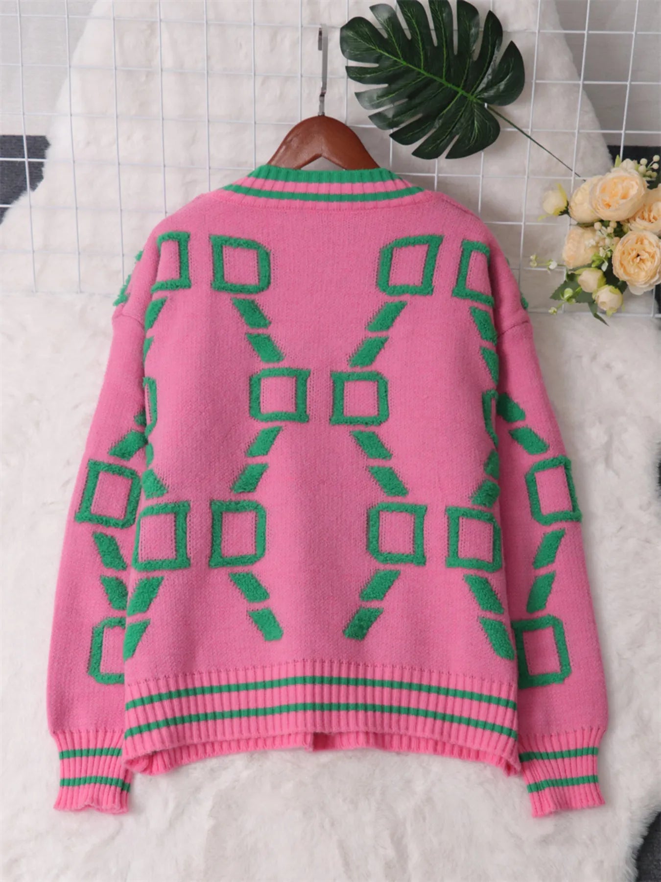 f449aae288854c7d85690bbc4a4b8ecc-Max-Origin