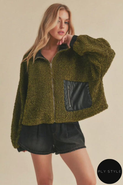 Collared Neck Zip Up Sherpa Jacket