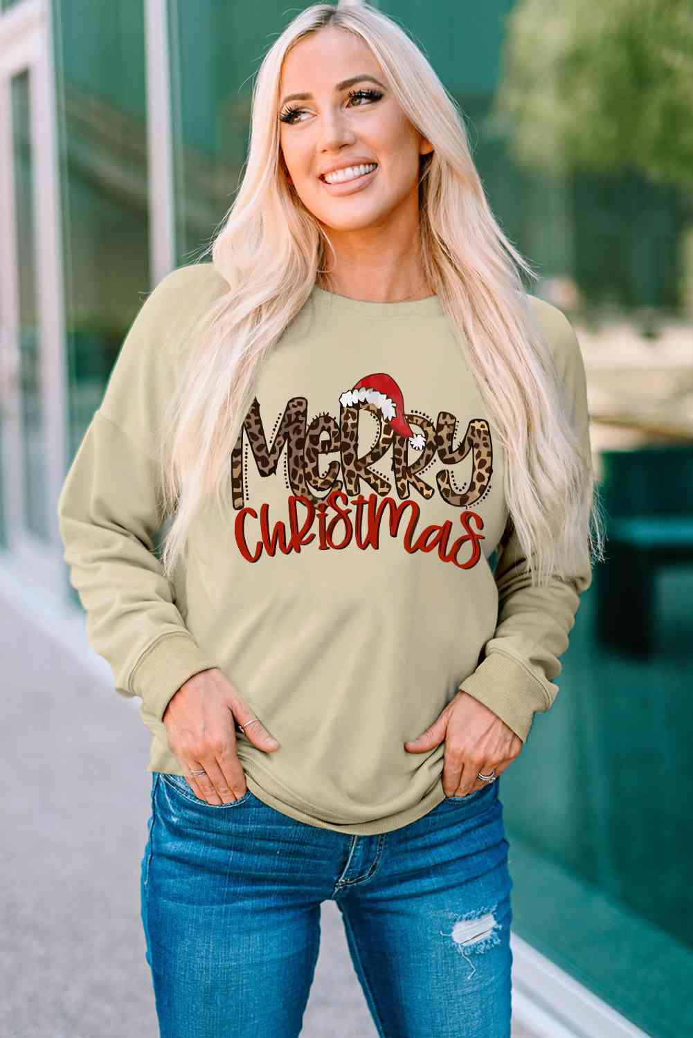 MERRY CHRISTMAS Graphic Sweatshirt