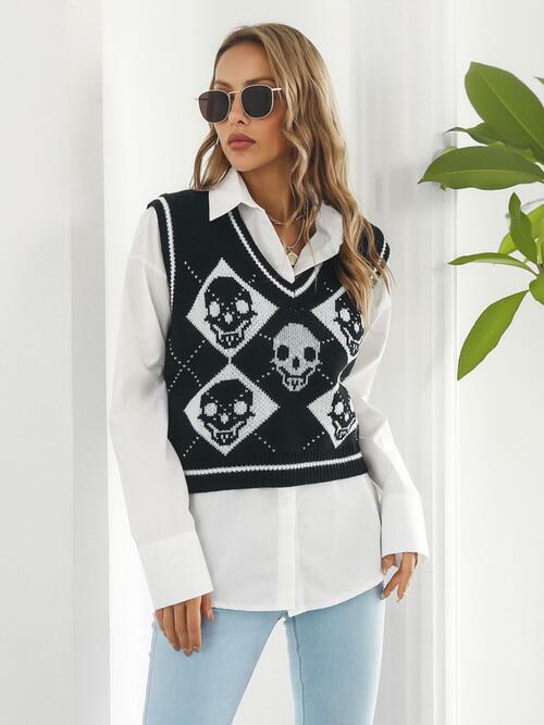 Skull Contrast V-Neck Sweater Vest